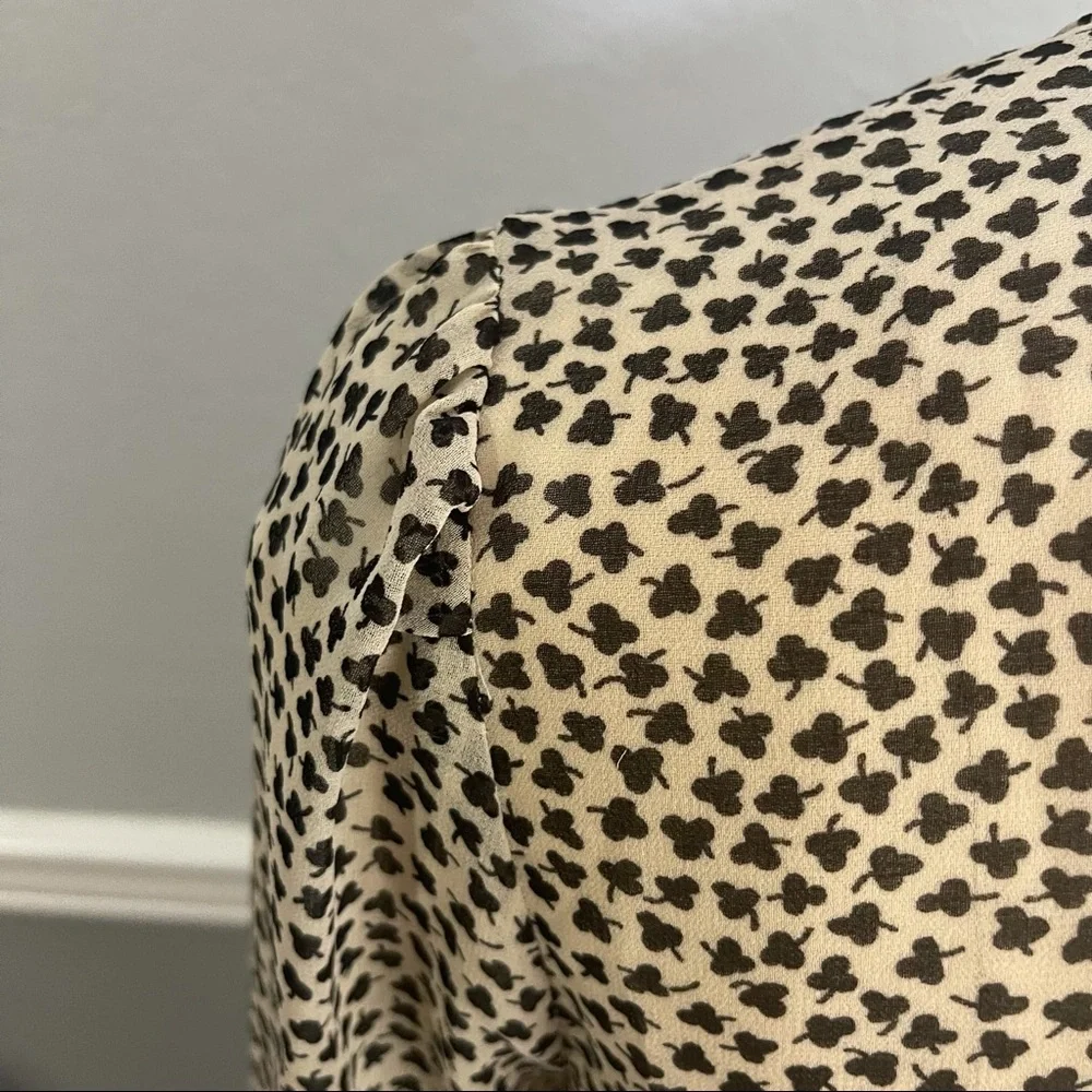 Portrait of a girl 4 cream black high neck sheer blouse - Picture 6 of 9